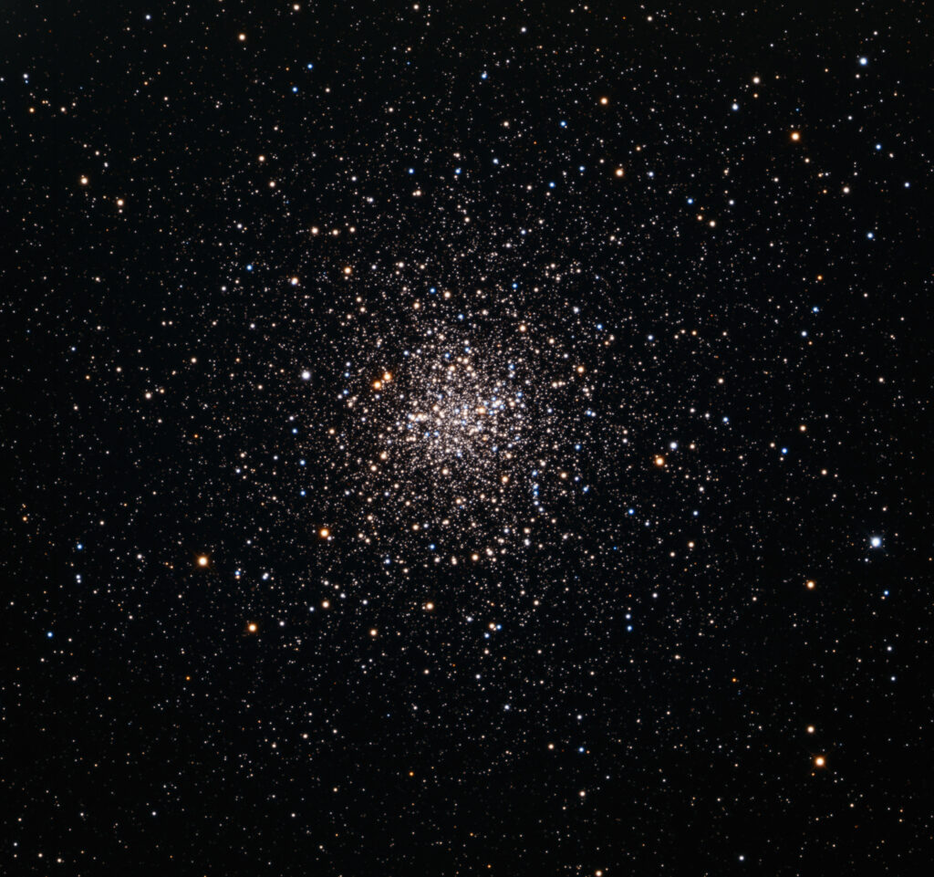Messier 4 - Globular Cluster in Scorpius » Deep-Sky Images - Celestial ...