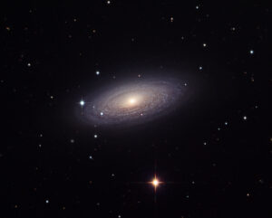 Read more about the article NGC 2841 – Spiral Galaxy in Ursa Major